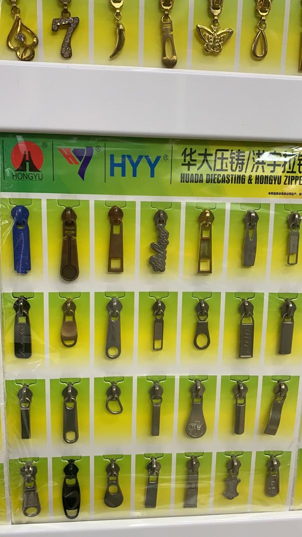 Huada die casting Hongyu zipper manufacturers direct selling 5#8# bags puller 3