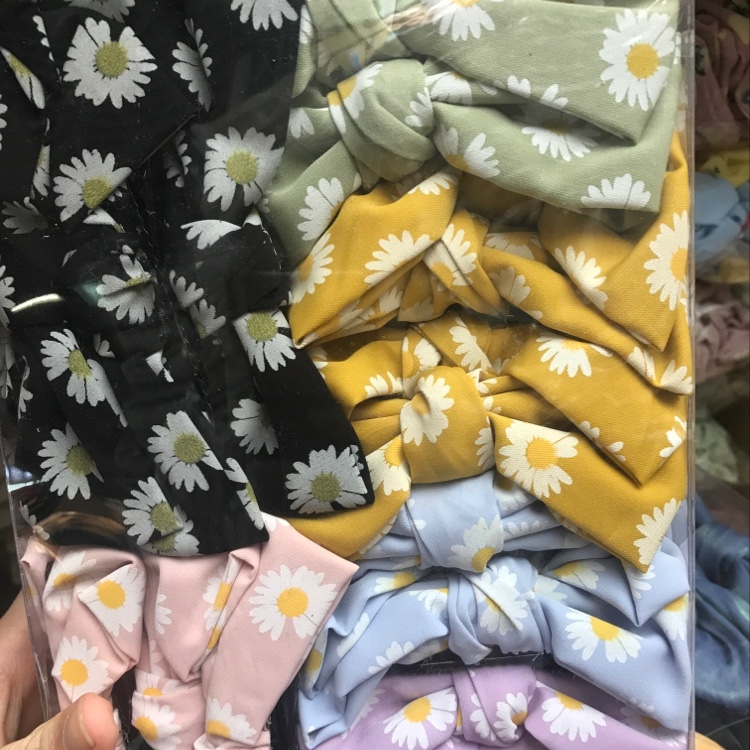Korean version of fashion cloth big bow duck clip daisies big bow duck clip thumbnail