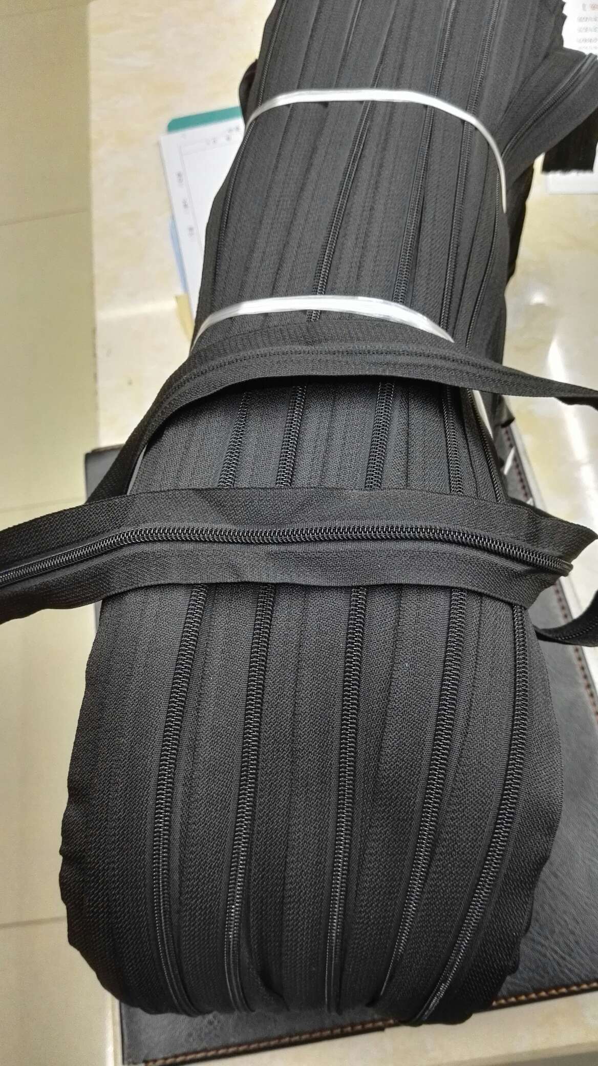 3号尼龙拉链国卡322#黑纱黑色优质3.6公斤400码 颜色齐全可定做详情图3