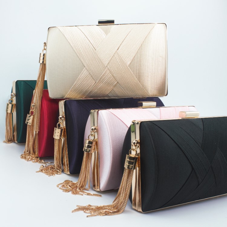 新款编织流苏晚礼包晚宴包手拿包产品图