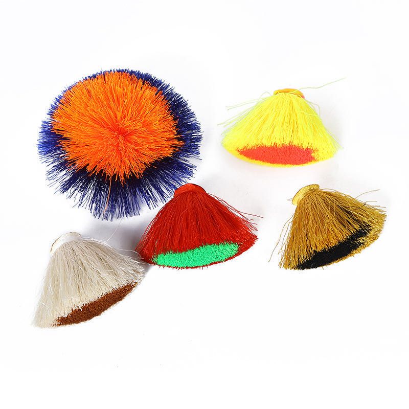 Manufacturers direct new embroidered thread wool sneakers flower wool sneakers flower accessories DIY shoes ornaments shoes shuttlecock ball ball