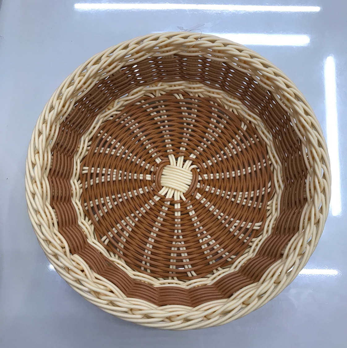 Solid basket thumbnail