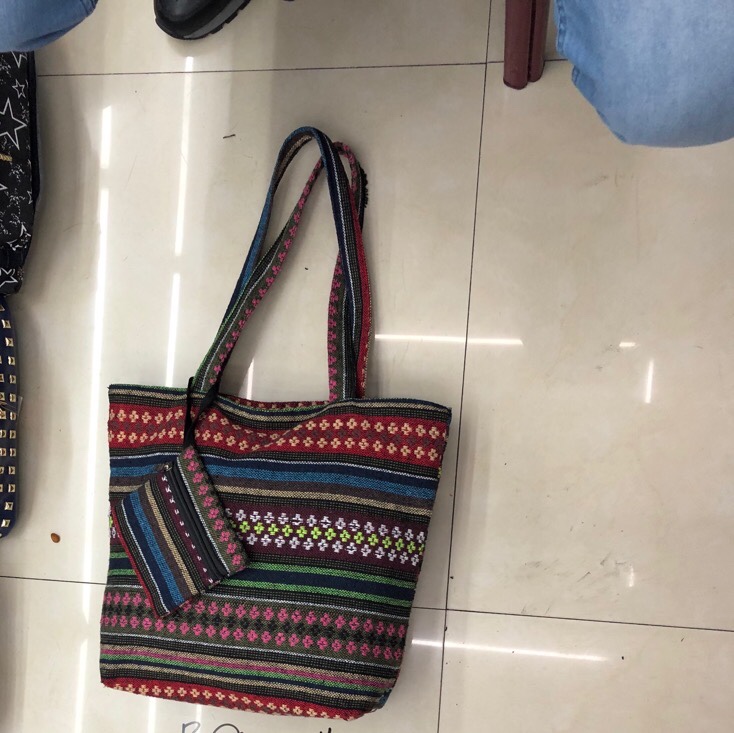 Handbag full figure