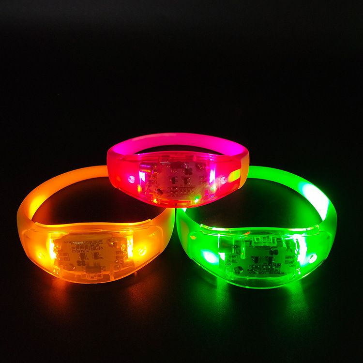 硅胶手环 发光声控手环 LED发光手环 LED震动发光手镯