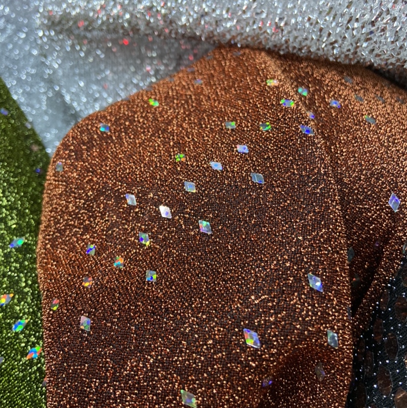 棕色厚线布加菱形亮片针织布料服装装饰品工艺品头饰面料