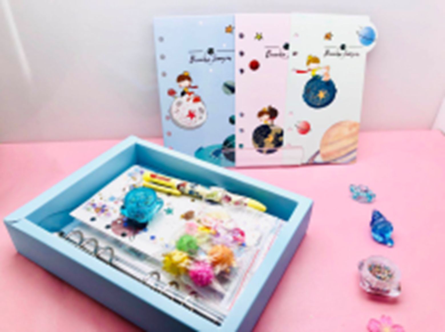 Yiwu Selection 32KDIY loose-leaf notebook multiple covers optional /22420 full figure