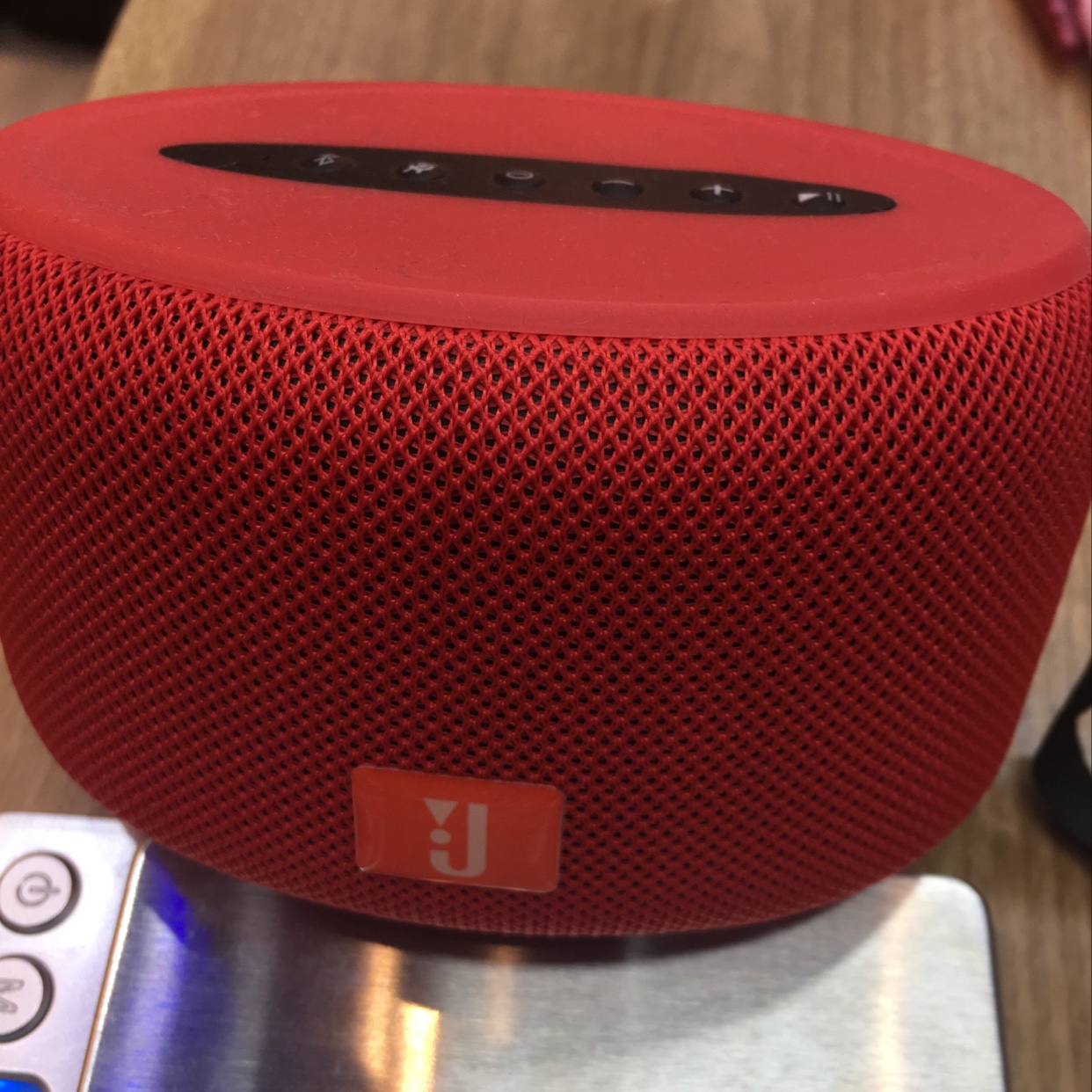 Molded Bluetooth speaker thumbnail