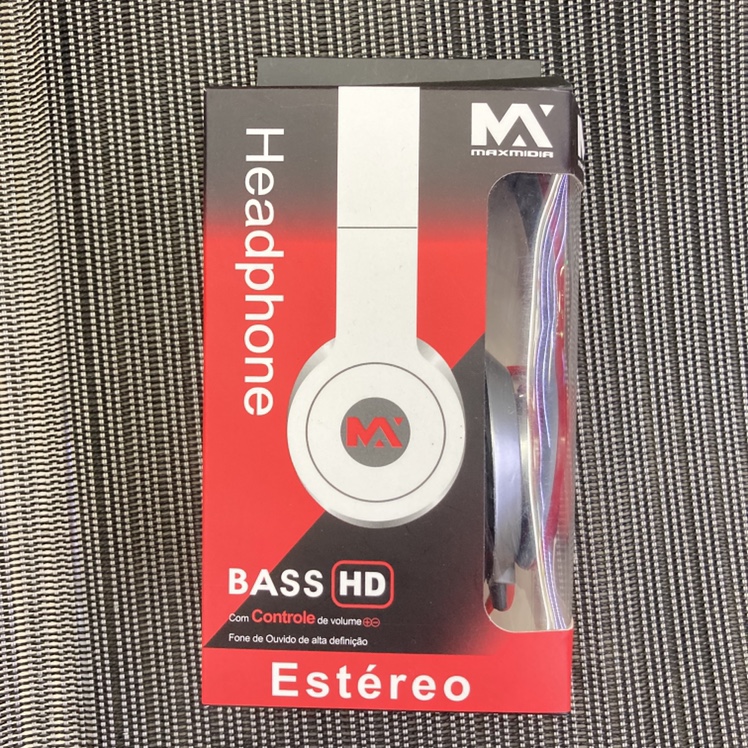 简约白色电脑耳机