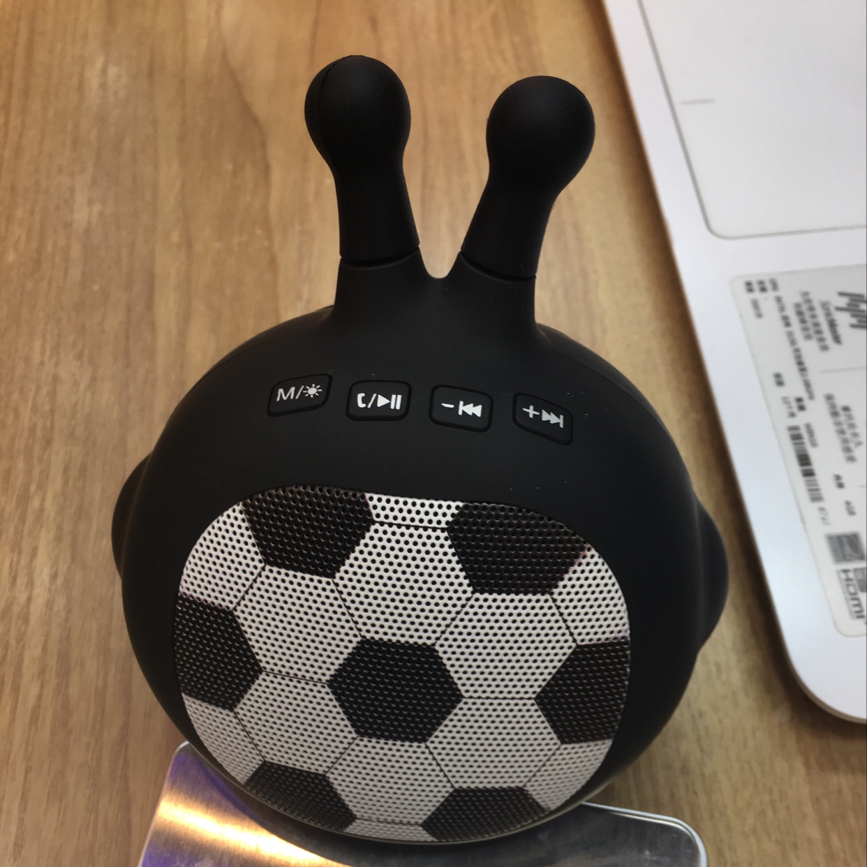 天线宝宝造型足球蓝牙音响