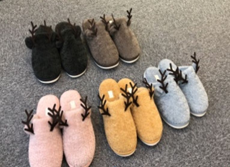 Yiwu Selection 250 Nordic Reindeer antlers lovers cotton towing leather powder /43025 full figure