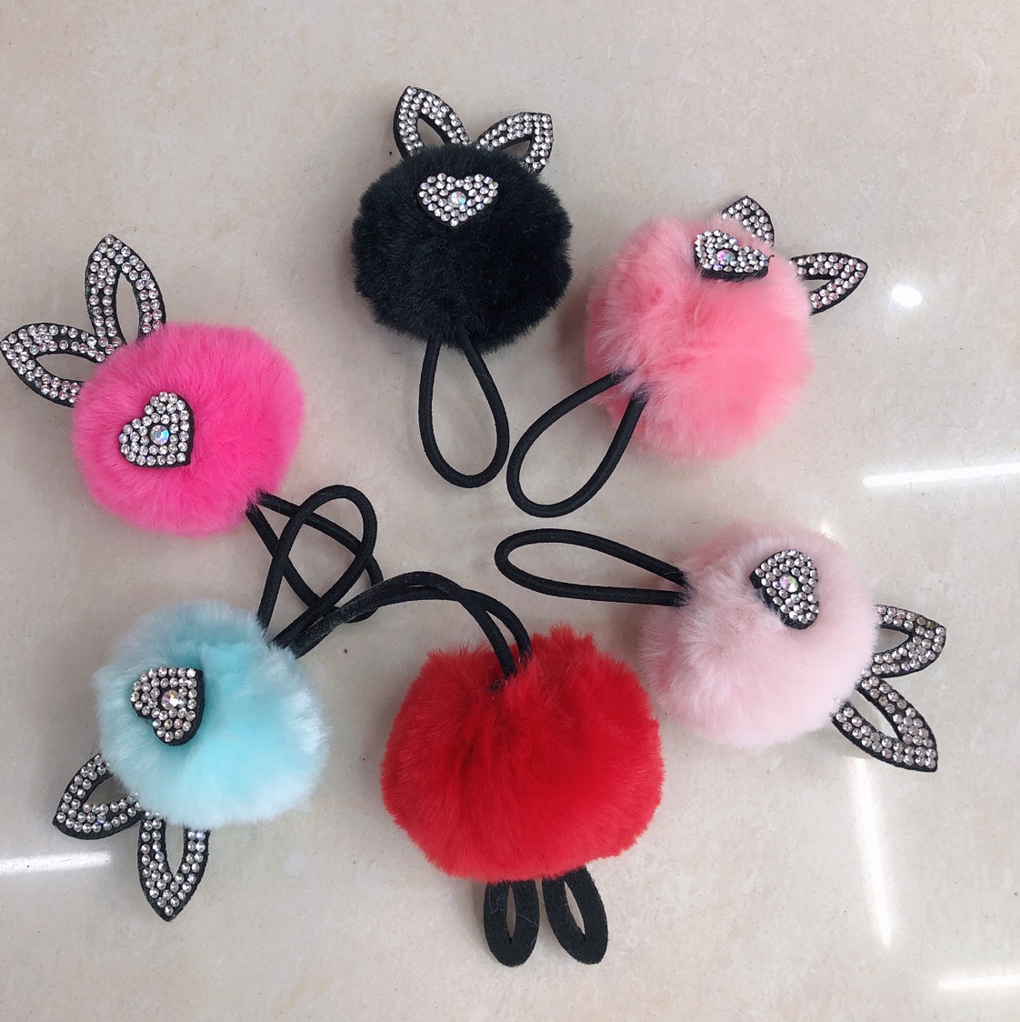 Yiwu Selection Korean version of 5Cm hair bulb band drill rubber band head tie children and girls head tie rope head head ornaments headgear female thumbnail