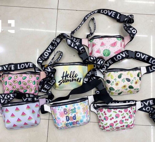 卡通图案印花包包