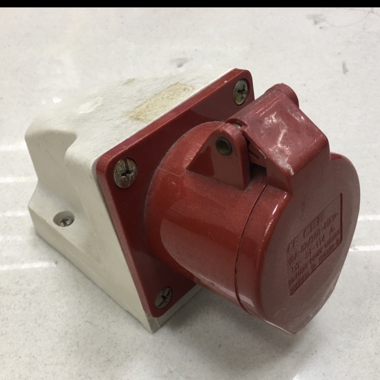 Industrial plug (socket) thumbnail