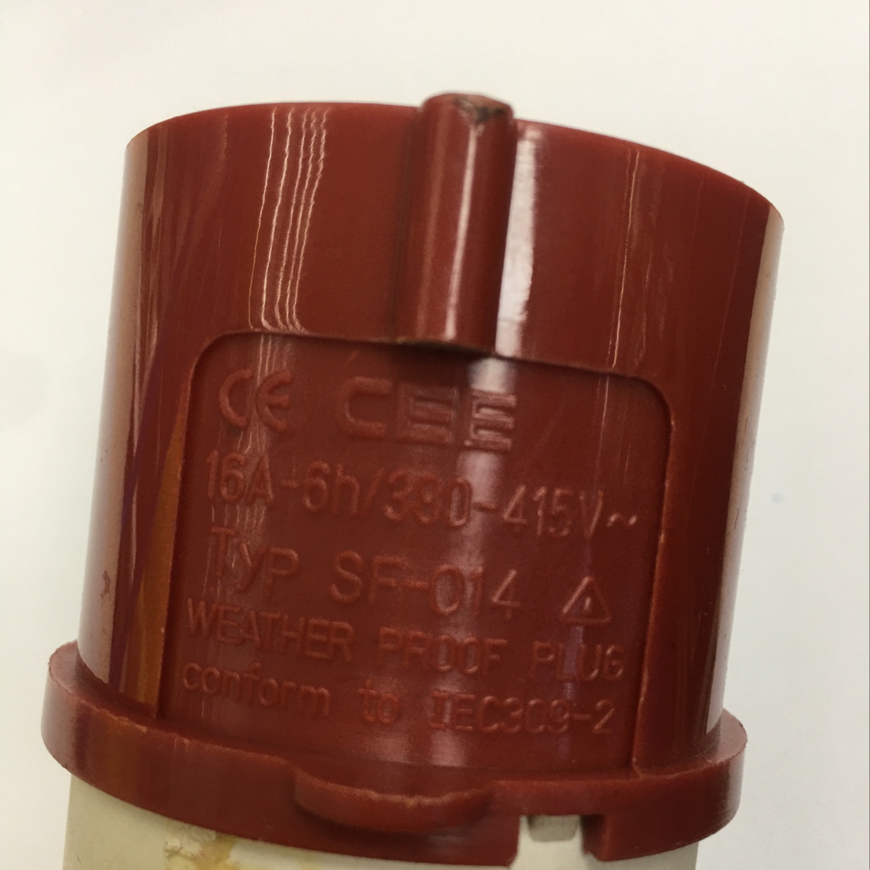 工业连接器（低压电器）实物图