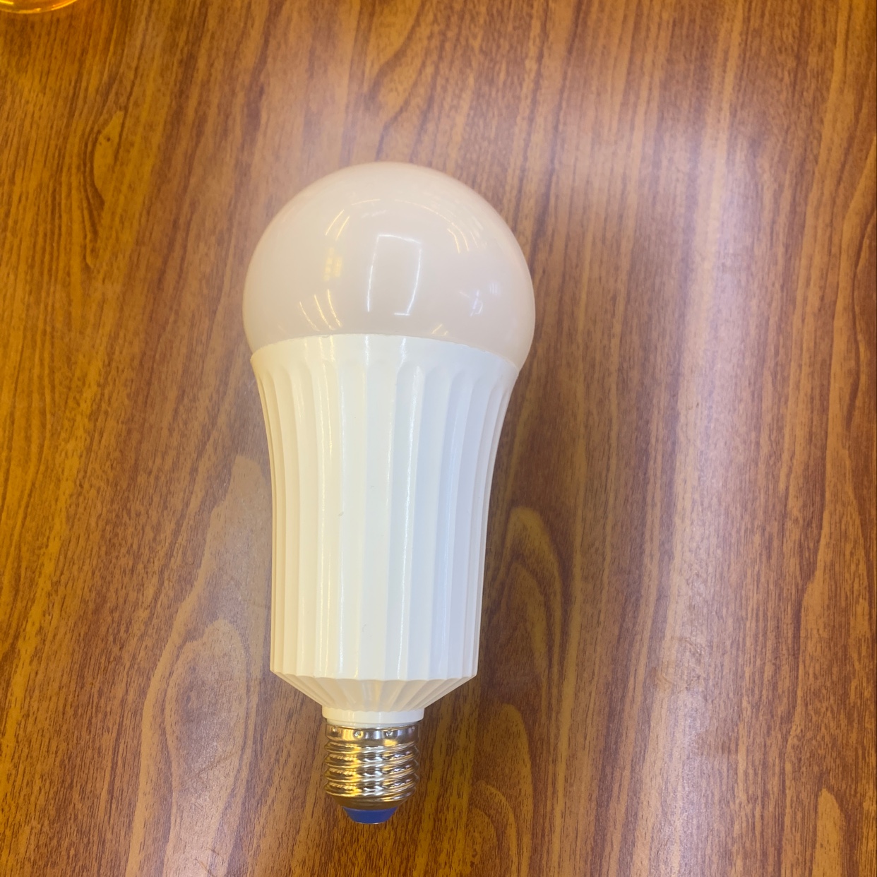 Dual battery emergency lamp USB charging thumbnail