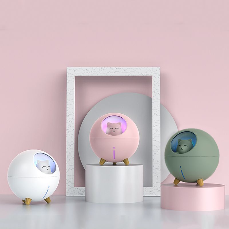 Planet Cat Night Light Humidifier USB Cute Home Office Desktop Mute Spray Hydrating Gift stock thumbnail