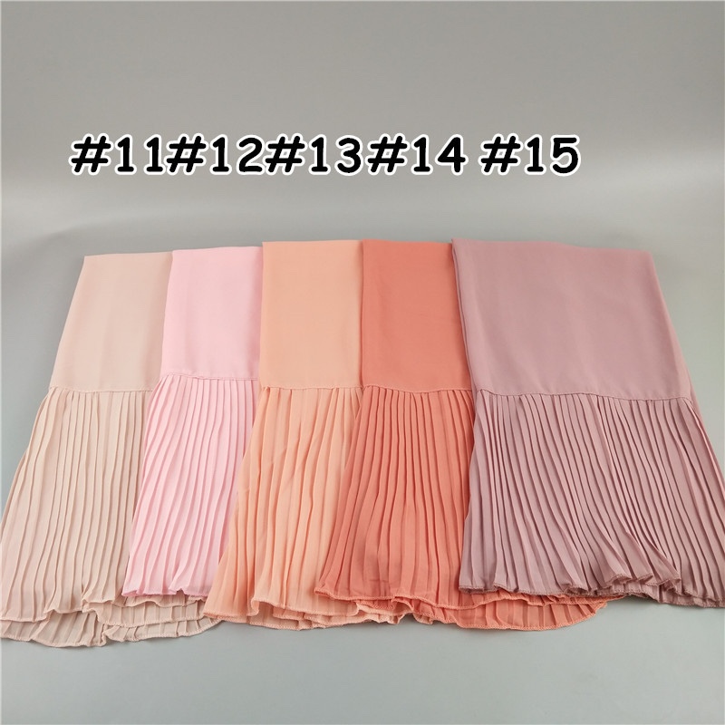 Pearl Chiffon Pressed Wrinkle Silk Scarf Small Square Lady Silk Scarf Spring Summer New Winter Fashion Trend Comfortable Explosion Korean Version Simple Retro Small Fresh Generous Ladies Scarf Application Scenario