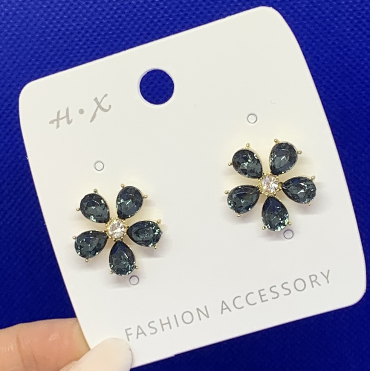 S925 silver needle grey crystal earring stud