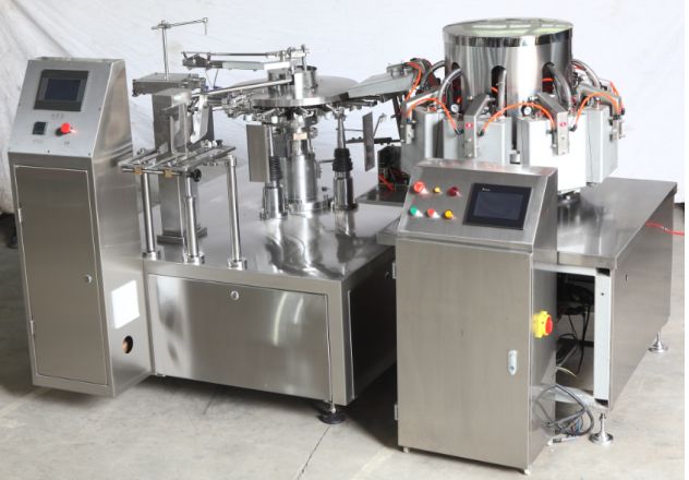 Fully automatic bag-feeding vacuum packaging machine pic 1