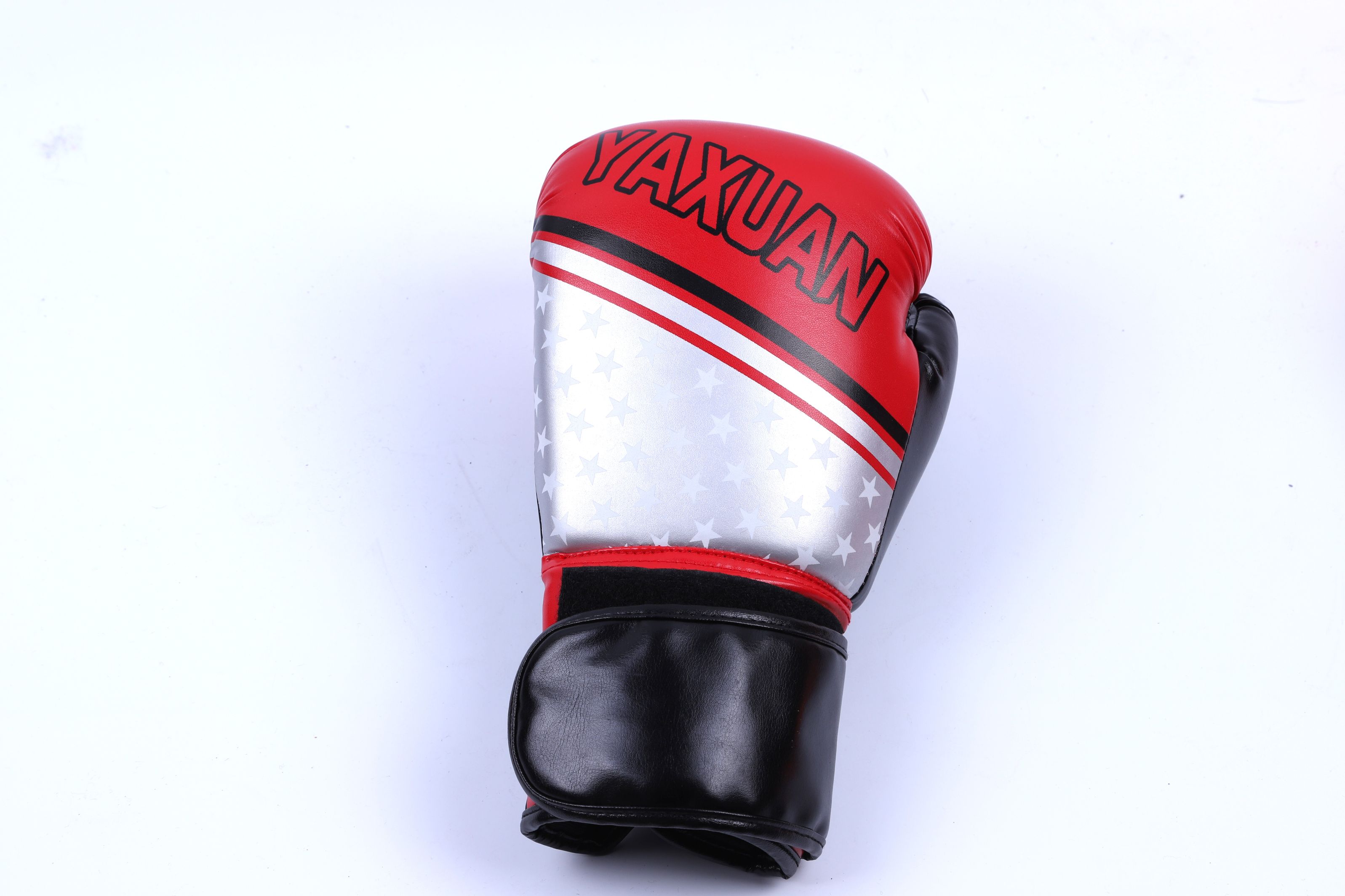 Wholesale boxing gloves for martial arts and fitness from Yiwu. Good quality boxing gloves Application Scenario