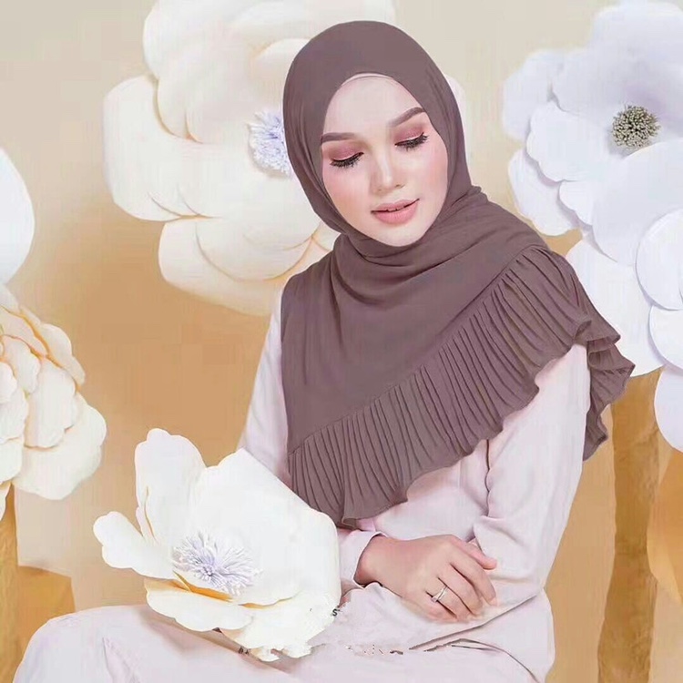 Pearl Chiffon Pressed Wrinkle Silk Scarf Small Square Lady Silk Scarf Spring Summer New Winter Fashion Trend Comfortable Explosion Korean Version Simple Retro Small Fresh Generous Ladies Scarf