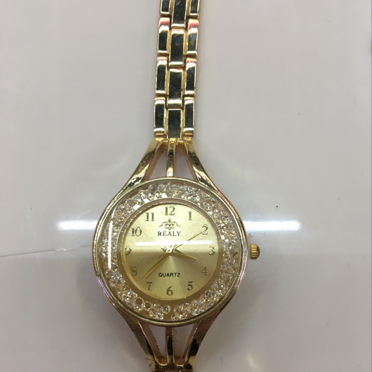 女士设计感手表金色图