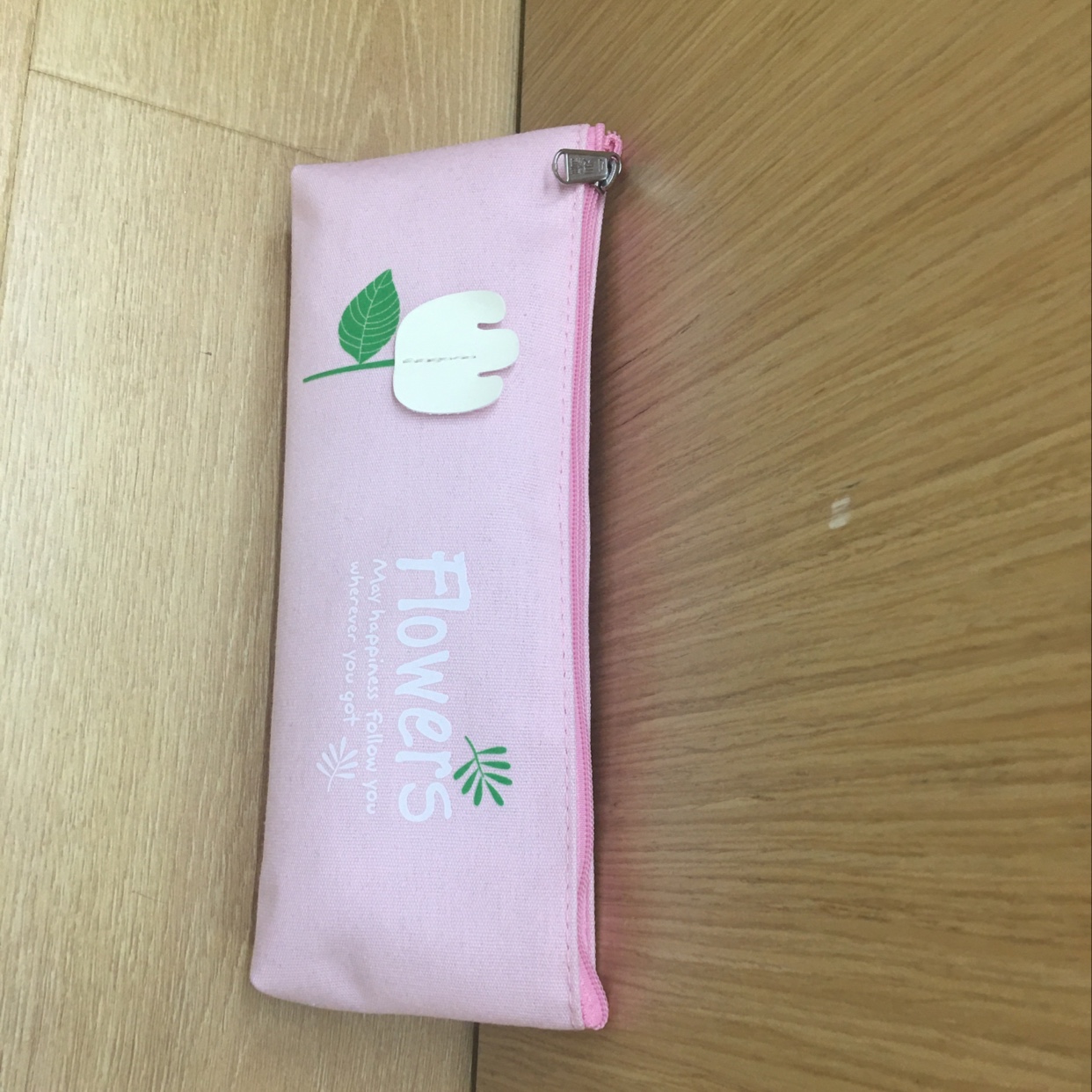 文具盒产品图