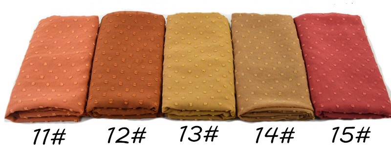 Chiffon Hairball Silk Scarf Small Square Lady Silk Scarf Spring Summer New Winter Fashion Trend Comfortable Explosion Korean Version Simple Retro Small Fresh Generous Ladies Scarf Application Scenario
