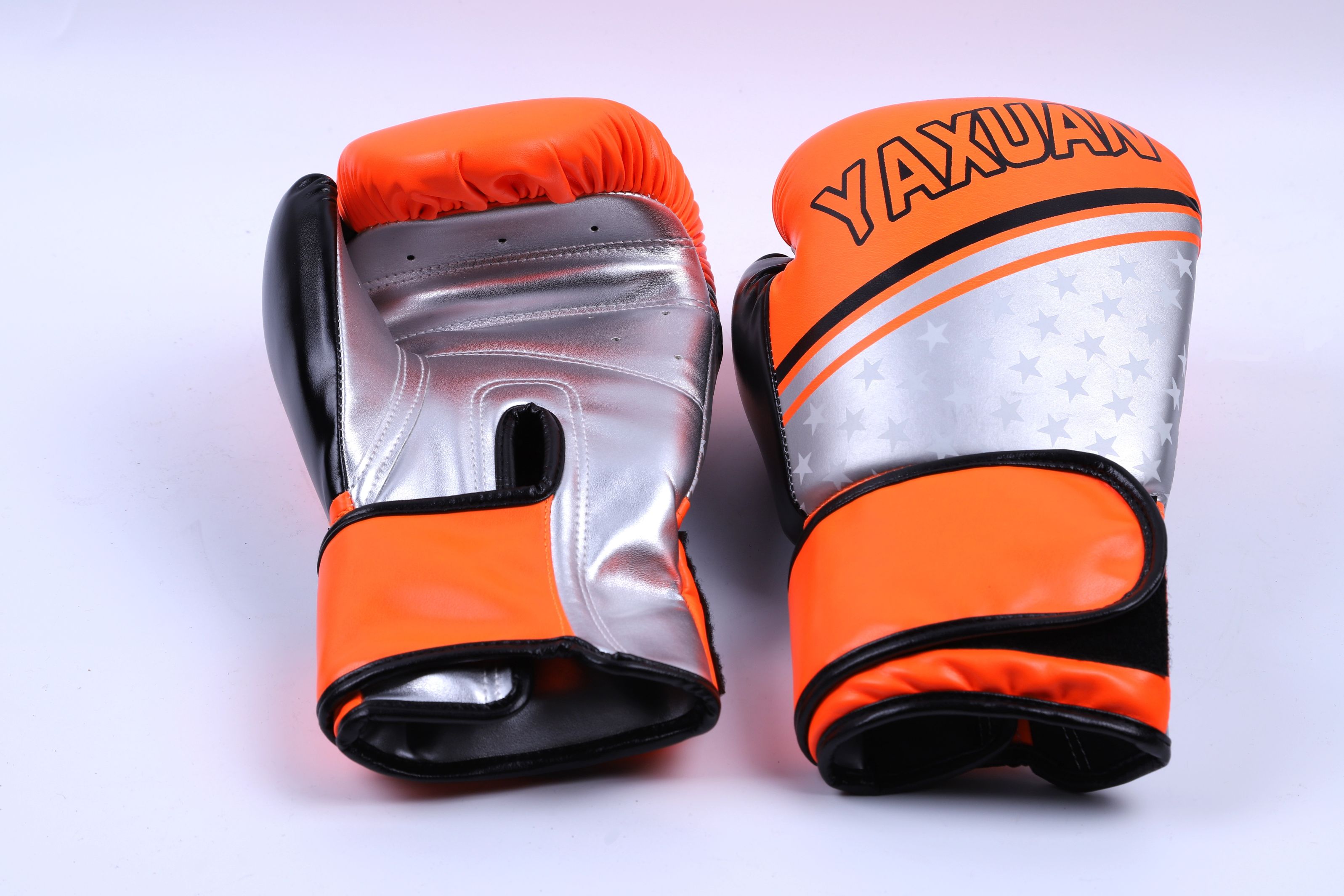 Wholesale boxing gloves for martial arts and fitness from Yiwu. Good quality boxing gloves Specification image