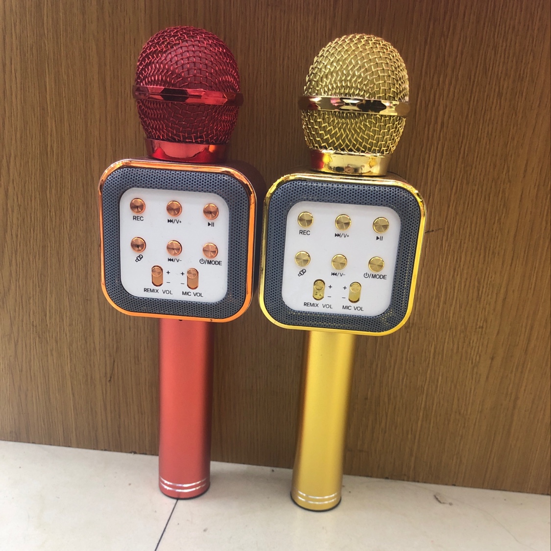 1818 microphone thumbnail