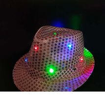 LED七彩发光亮片爵士帽 舞台道具闪光亮片帽