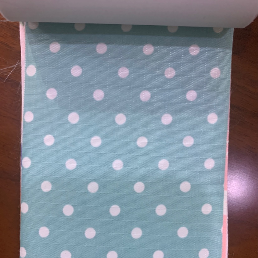 Manufacturers direct sales of a large number of hot new leather spot high school low-grade luggage sofa shoes material fabric blue bottom white polka dot thumbnail