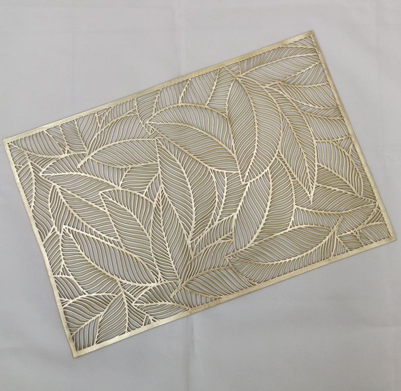 简约纯色欧式方形PVC镂空烫金餐垫 酒店隔热防滑咖啡杯垫牛排盘垫详情图12