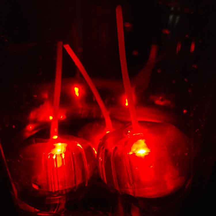 供应LED发光 仿真 樱桃冰块 酒吧气氛浪漫装饰樱桃冰块详情图3