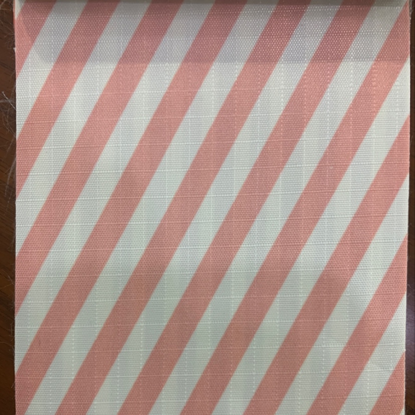 Factory direct sales of best-selling new leather products in large stock, high, medium and low grade bags, sofas, shoes, materials and fabrics, red and white stripes