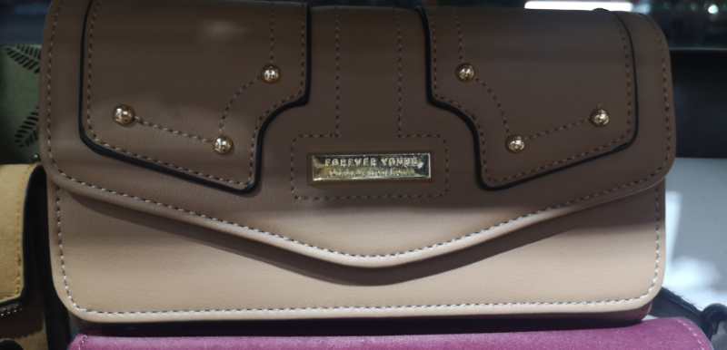 流行女包时尚新款实用钱包5