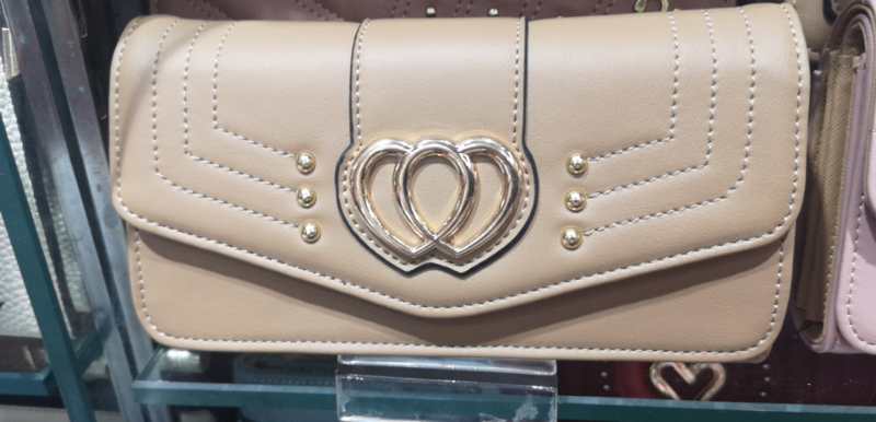 流行女包时尚新款实用钱包12