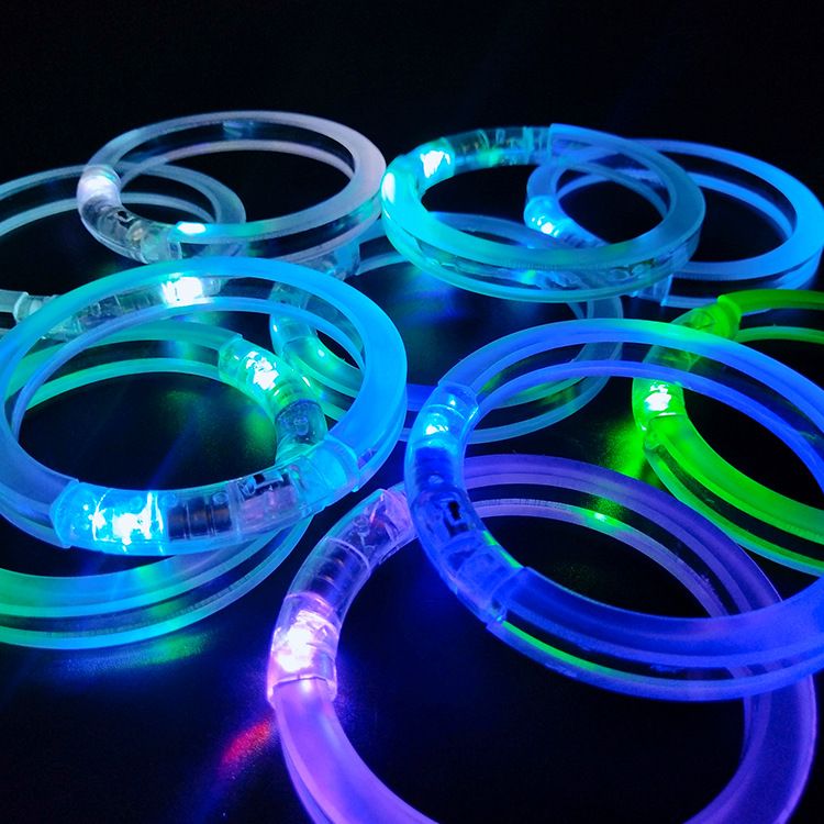 LED acrylic light bracelet flat colorful bracelet cheering props new wholesale acrylic bracelet