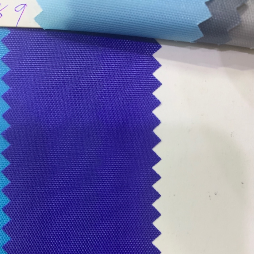 Factory direct sales of best-selling new leather products in large stock, high, medium and low grade luggage, sofa, shoe materials, fabric Oxford cloth 210D 003 No. 2 Application Scenario