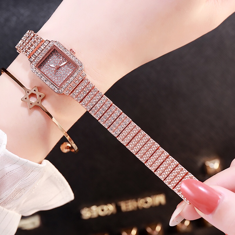 Douyin's popular square starry sky watch with a full diamond bracelet, a women's quartz watch Application Scenario
