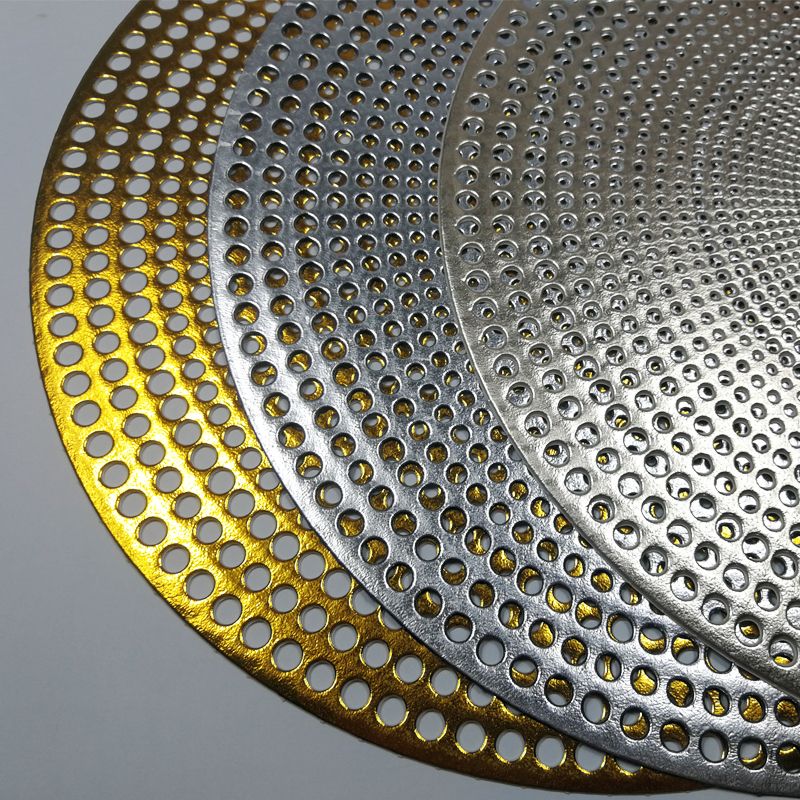 Simple Solid Color European Round Placemat Pvc Hollow Hot Stamping Placemat Hotel Heat Insulation Non-Slip Coffee Mat Steak Tray Mat undefined