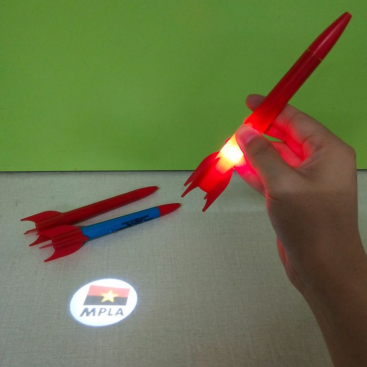 创意多功能 火箭投影灯细节图
