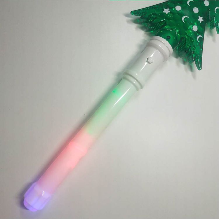 新款LED圣诞树发光棒 儿童塑料松树发光棒 圣诞Party七灯松树棒详情图6