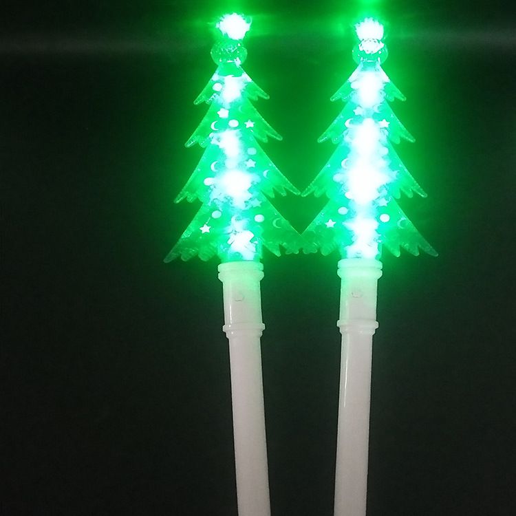 新款LED圣诞树发光棒 儿童塑料松树发光棒 圣诞Party七灯松树棒详情图9