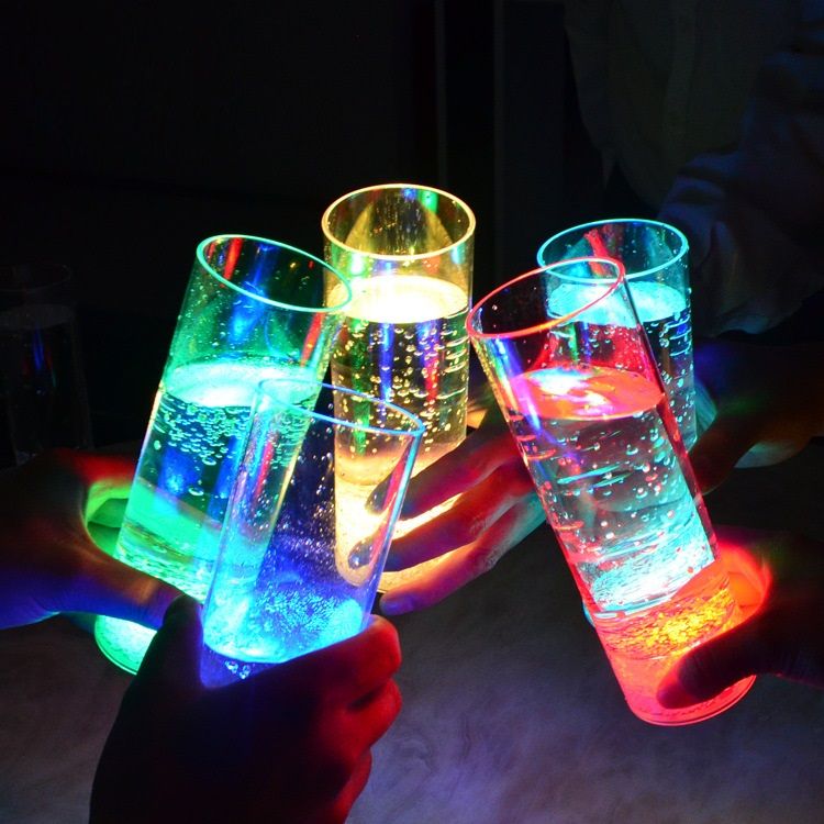 LED发光杯 LED七彩果汁杯 新奇特创意产品 发光透明详情图2