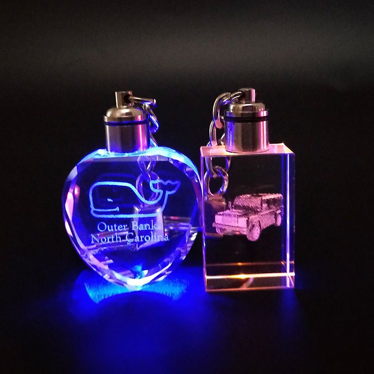 The LED crystal keychain can be customized with any pattern LOGO, available in single color or seven colors Application Scenario