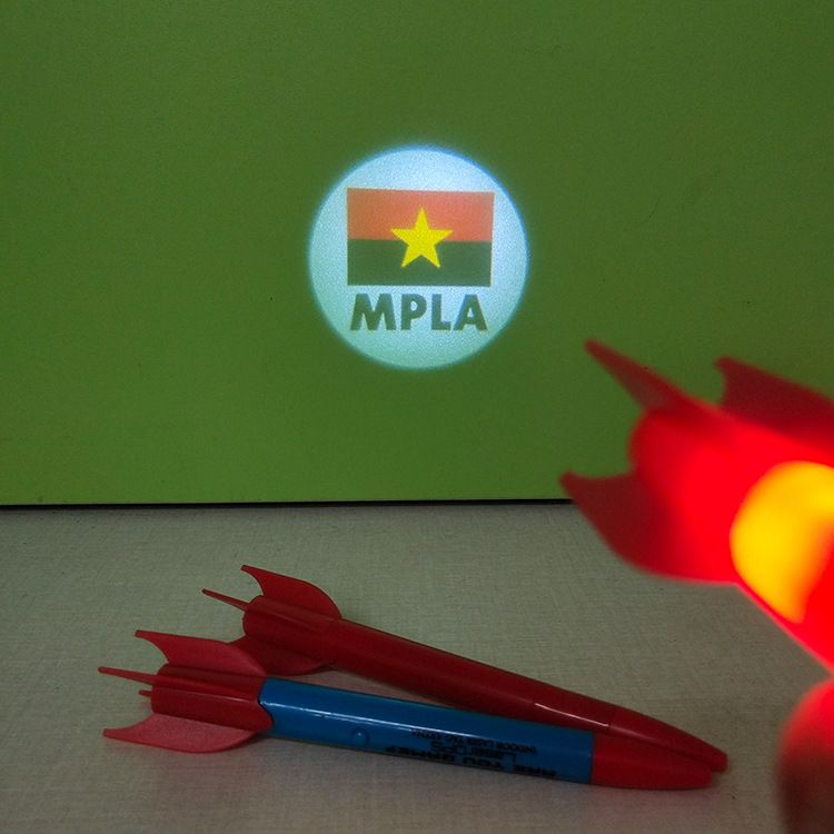 创意多功能 火箭投影灯产品图