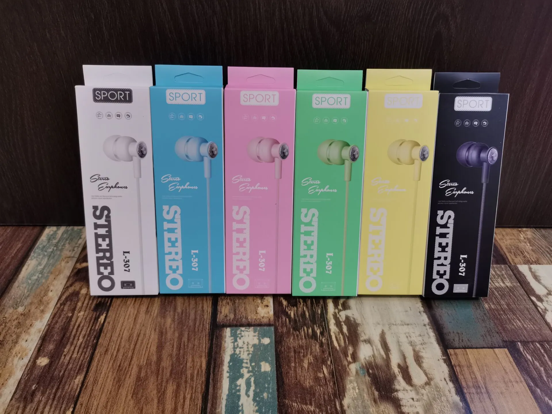 L-307 Sogo headphones, mobile phone headphones, in-ear headsets, earbuds with microphone detail image 1