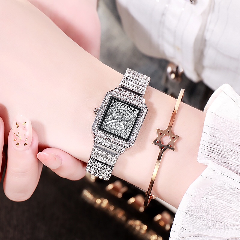 Douyin's popular square starry sky watch with a full diamond bracelet, a women's quartz watch undefined