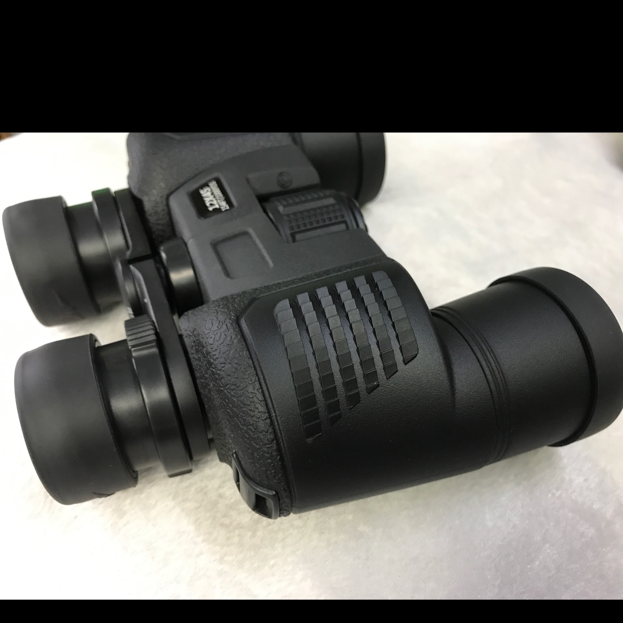 7x35 (12x45) binoculars details Picture